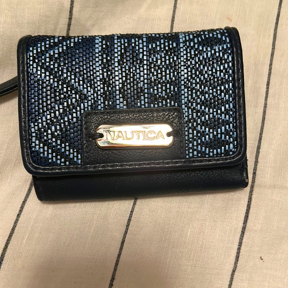 Navy Nautica tri foldwallet with coin pocket